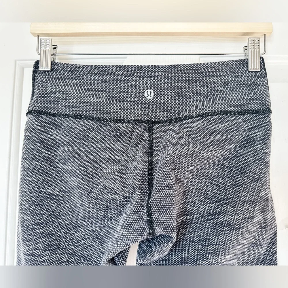 Lululemon Wunder Under Crop Leggings Women’s - Size 6 - Picture 7 of 15
